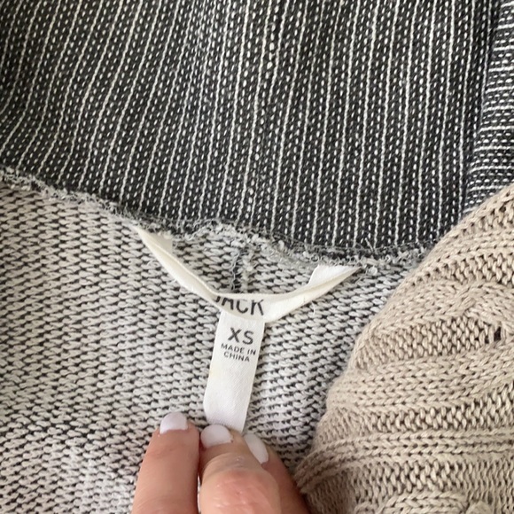 Sweater bundle! 2 items! - Picture 3 of 6